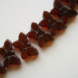 暗夜透酒红色斑驳边~高定蝴蝶珠玻璃琉璃珠 20X12MM