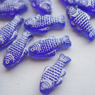 宝石蓝描银色~可爱锦鲤鱼鱼小鱼干捷克珠玻璃琉璃珠 25X14MM