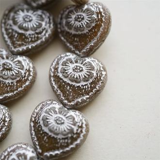 深棕色渐变描银色~复古爱心浮雕大丽花捷克珠玻璃琉璃 16X17MM