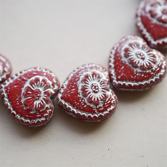 复古红色描银色~复古爱心浮雕大丽花捷克珠玻璃琉璃 16X17MM