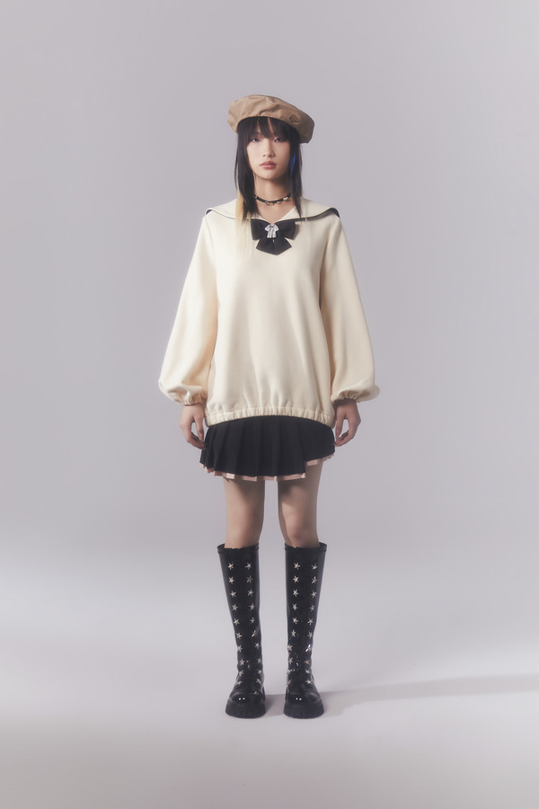 海军领蝴蝶结钻饰宽松卫衣