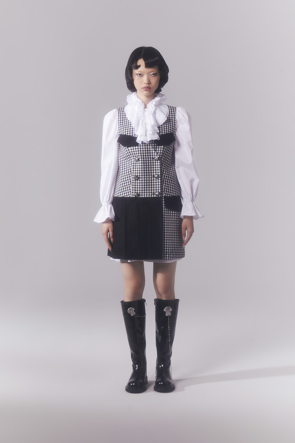 双排扣百褶背心裙外套