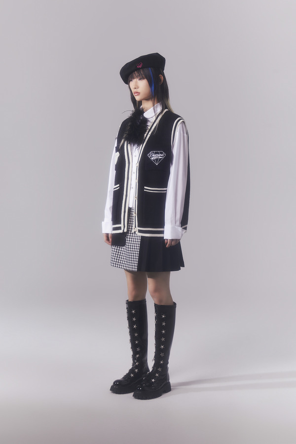 永恒钻石刺绣棒球开衫背心