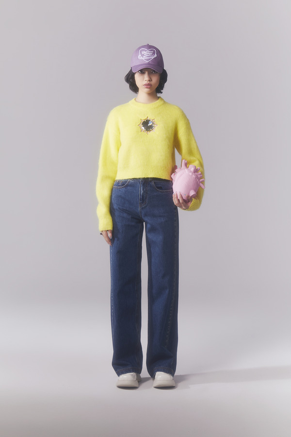 太阳能量宝石镂空马海毛衣