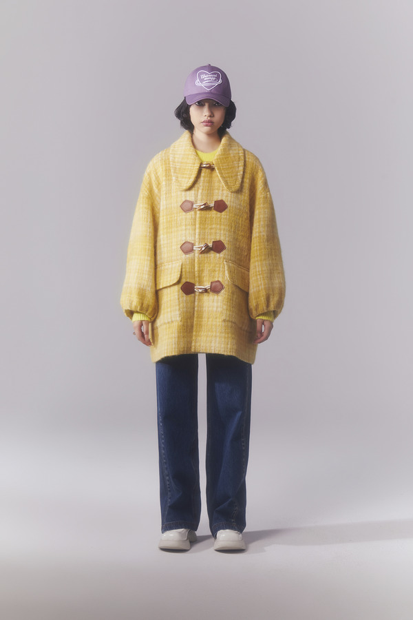 彼得潘领牛角扣大衣