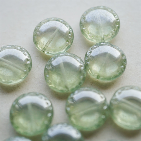 透感水光绿硬糖质感~可爱扁圆浮雕花边捷克珠玻璃琉璃珠 16MM-8