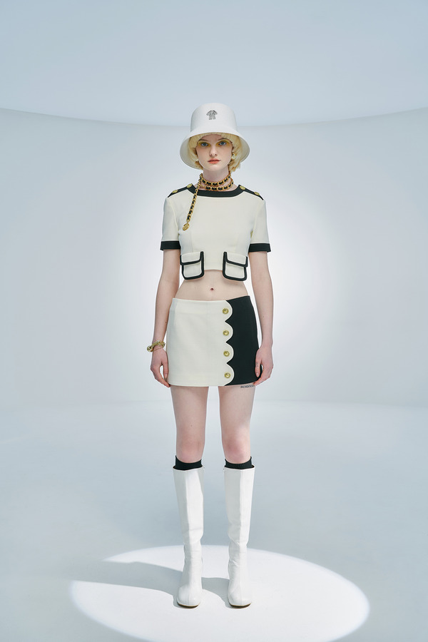 贴袋拼色短上衣