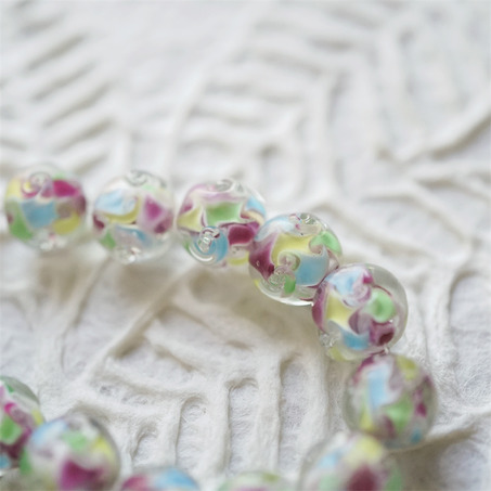 彩色糖果感透明外层扭扭花朵圆珠~日本进口中古古董库存灯工玻璃琉璃珠 尺寸约11MM
