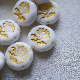 白底描金黄配色~捷克玻璃琉璃花朵镶花边扁圆古董珠 18MM
