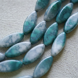 蓝调白绿渐变斑驳水纹~椭圆梭形扁珠捷克珠玻璃琉璃珠 16X6MM