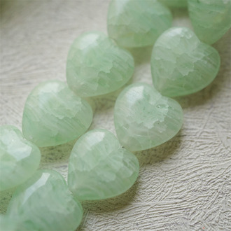 夏日清新薄荷绿色系碎冰感~爱心捷克珠桃心玻璃琉璃珠 15MM