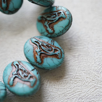 复古松石绿描古铜色~惊鸿鸟浮雕椭圆捷克珠玻璃琉璃珠 22X16MM