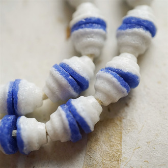 冰淇淋白拼蓝~拼色布丁造型手造环保玻璃珠西非贸易珠 尺寸约11X8MM