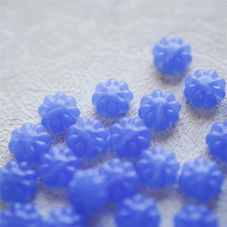 果冻蓝色~常规小雏菊花朵捷克珠玻璃琉璃珠 9MM-7