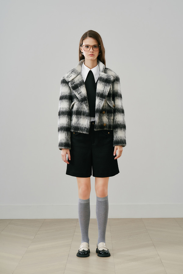 翻盖侧袋五分裤