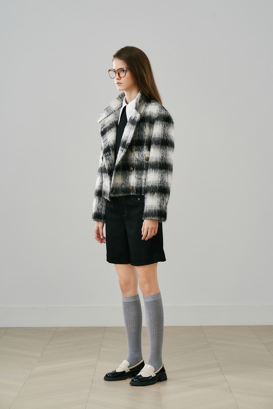 翻盖侧袋五分裤