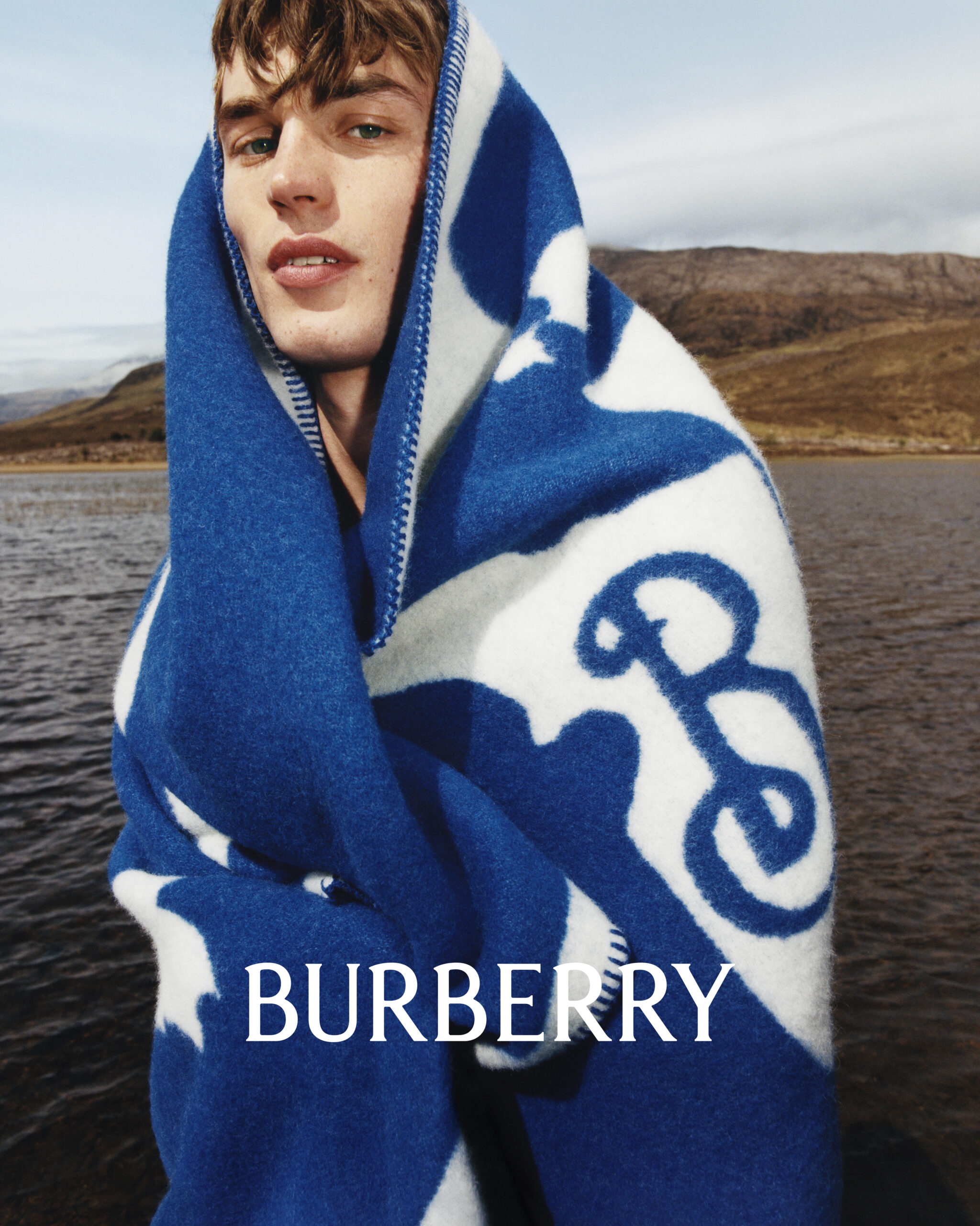 BURBERRY 2023 冬季系列广告大片发布