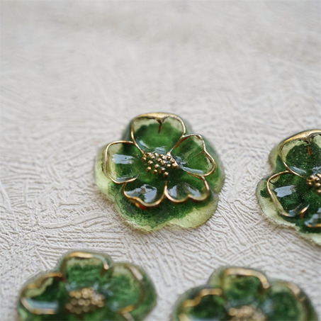 绿色系彩绘鎏金~复古花朵形古董捷克玻璃宝石贴片  21X19MM-7