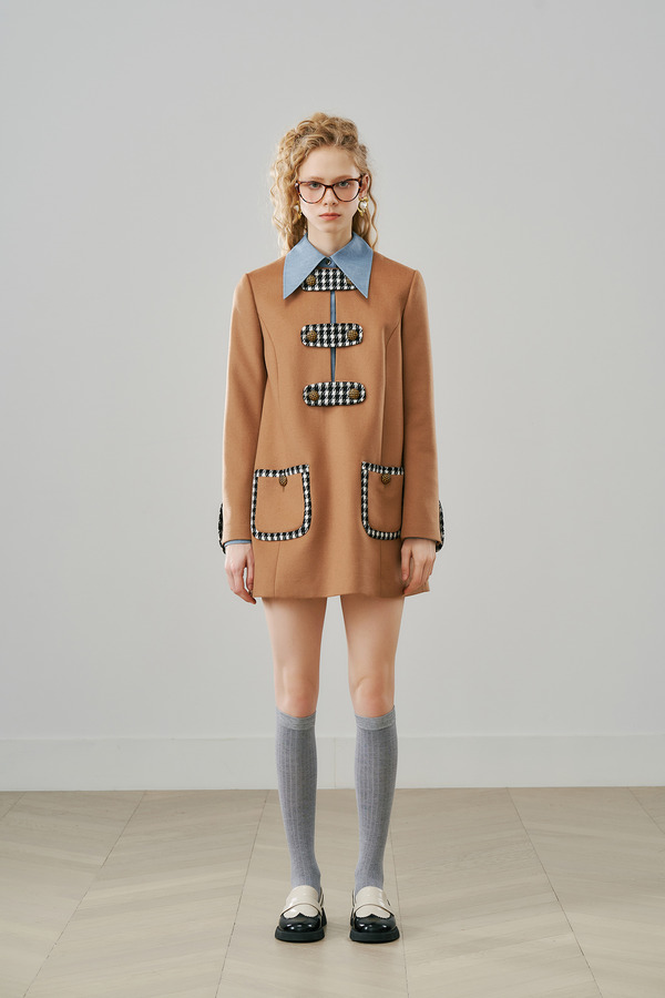 扣襻复古连衣裙