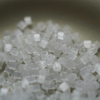 猫眼丝光白~宝仕奥莎Preciosa捷克产古董米珠丝绸米珠角珠 11/0 约2MM 孔径0.7MM