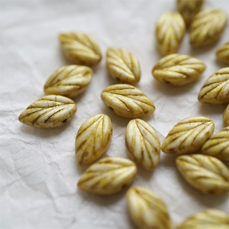 鎏金色斑驳质感~树叶侧孔捷克珠玻璃琉璃 11X7MM