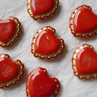 昭和风正红色描金~可爱桃心蕾丝花边做旧款爱心捷克珠玻璃琉璃珠 17X18MM