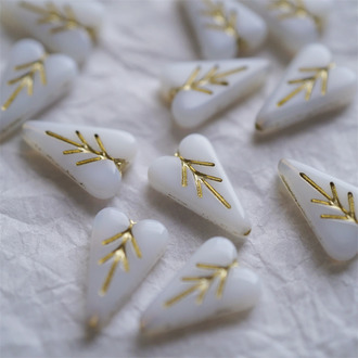 果冻白描金色~复古桃心爱心树叶直孔捷克珠玻璃琉璃珠 16X11MM