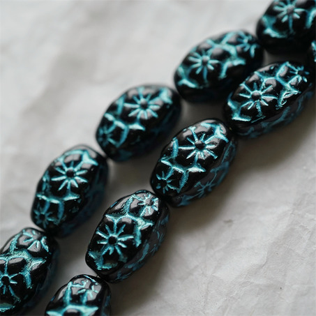 黑色彩绘金属蓝~浮雕花朵四面立体微椭橄榄形古董珠型捷克珠玻璃琉璃珠 15X10MM-3