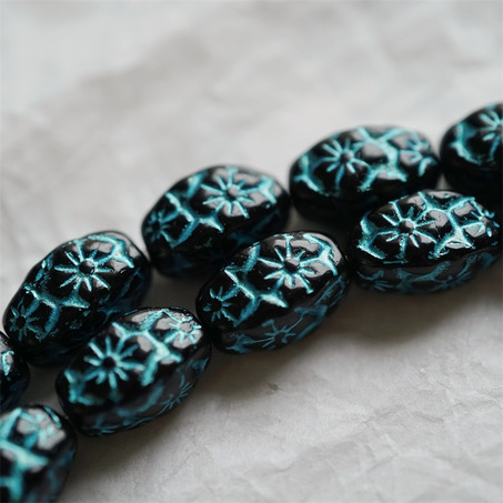 黑色彩绘金属蓝~浮雕花朵四面立体微椭橄榄形古董珠型捷克珠玻璃琉璃珠 15X10MM-9