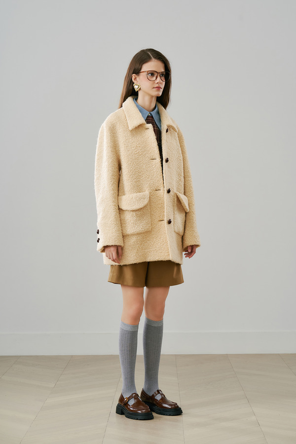 方领廓型中长大衣