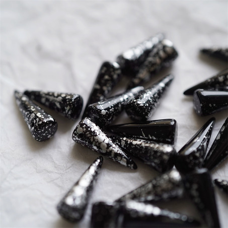 经典黑色洒银~锥形尖锥珠复古朋克铆钉捷克珠玻璃琉璃珠 7X17MM-5