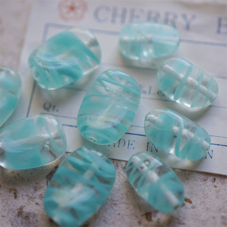 湖蓝绿透明条纹~手造椭圆造型珠日本进口中古古董灯工玻璃琉璃珠