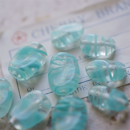 湖蓝绿透明条纹~手造椭圆造型珠日本进口中古古董灯工玻璃琉璃珠-9