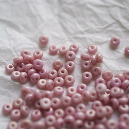 斑驳光泽粉色~甜甜圈扁圆隔珠隔片珠米珠捷克珠玻璃琉璃珠 2.5X4MM
