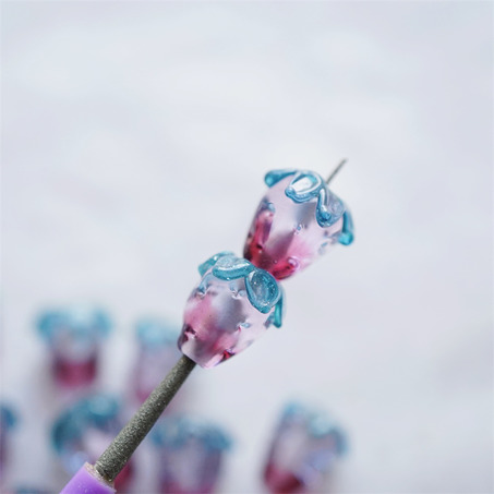 水晶闪闪渐变草莓~手造可爱小草莓直孔日本进口灯工玻璃琉璃珠 尺寸14MM-10