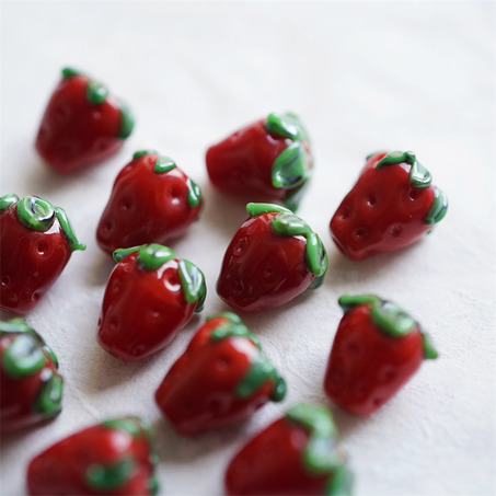 纯色复古圣诞红~手造可爱小草莓直孔日本进口灯工玻璃琉璃珠 尺寸14MM-8