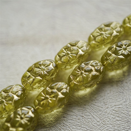透浅萤黄色描金~浮雕花朵四面立体微椭橄榄形古董珠型捷克珠玻璃琉璃珠 15X10MM-3
