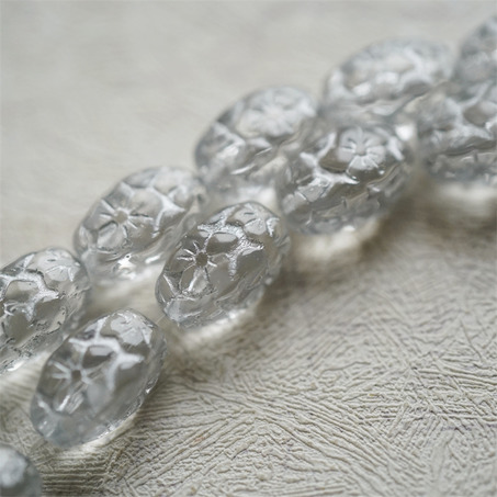 透水晶白描银色~浮雕花朵四面立体微椭橄榄形古董珠型捷克珠玻璃琉璃珠 15X10MM-5