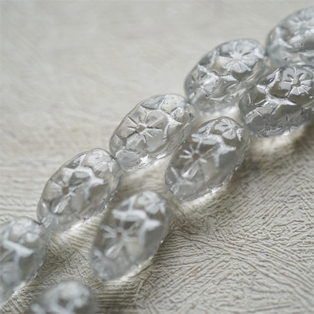 透水晶白描银色~浮雕花朵四面立体微椭橄榄形古董珠型捷克珠玻璃琉璃珠 15X10MM-8