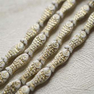 纯白色描金~小鱼菓可爱小鱼干小号捷克珠玻璃琉璃珠 14X6MM