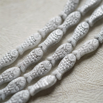 纯白描银色~小鱼菓可爱小鱼干小号捷克珠玻璃琉璃珠 14X6MM