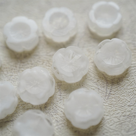 雪白色条纹mix~捷克珠夏威夷小花花花朵琉璃珠玻璃珠DIY串珠材料 14MM