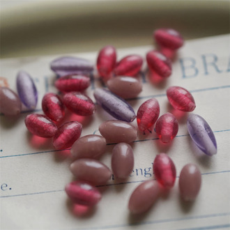 馥郁莓果色系mix手造迷你米粒形椭圆珠~日本制手工琉璃玻璃珠樱桃牌古董珠 5-9.5MM