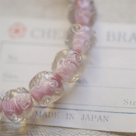 温柔粉色透明外层扭扭花朵圆珠~日本进口中古古董库存灯工玻璃琉璃珠 尺寸约11MM-1