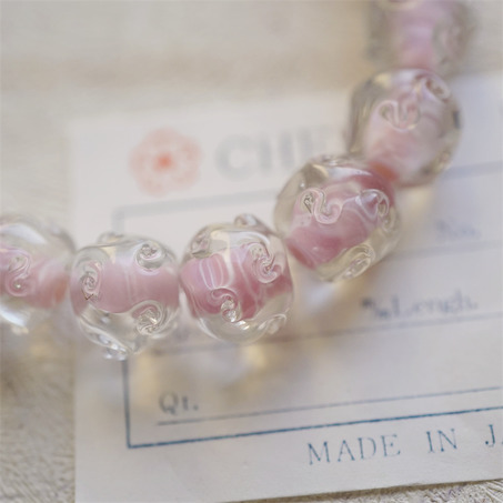 温柔粉色透明外层扭扭花朵圆珠~日本进口中古古董库存灯工玻璃琉璃珠 尺寸约11MM-6