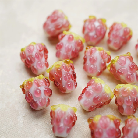 奶油糖果粉嘟嘟莓果小树莓~手造直孔可爱小树莓水果日本进口灯工玻璃琉璃珠 尺寸约14MM