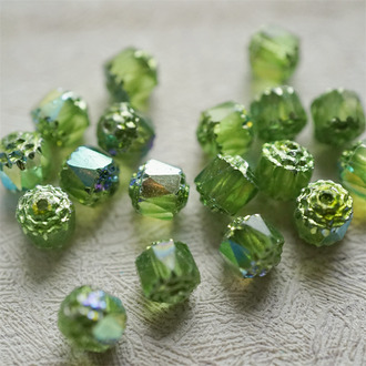 光泽幻彩透绿色~高级切面古董风格珠捷克珠玻璃琉璃珠 8MM