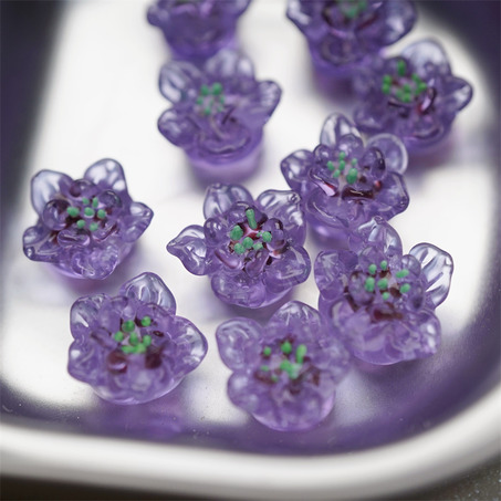 透紫双层花瓣造型绿芯~手造直孔立体花朵植物园日本进口灯工玻璃琉璃珠 尺寸约13MM