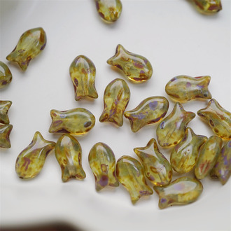 复古蛋白绿做旧毕加索色~迷你素款小鱼型捷克珠玻璃琉璃珠 10X6MM