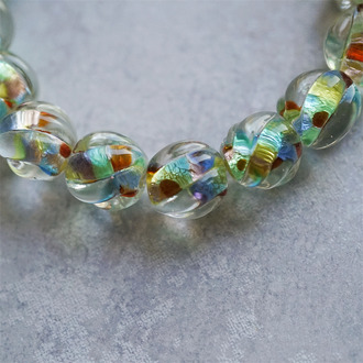 透明流光溢彩霓虹灯配色银箔夹心~手造扭纹南瓜珠直孔日本进口灯工玻璃琉璃珠 尺寸约12MM